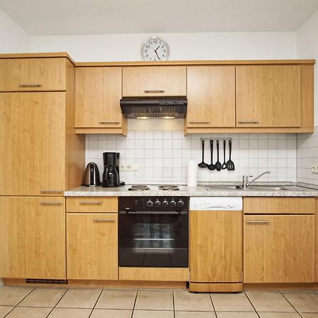 Zentrale Fewo Mit Balkon, Gratis Nutzung Vom Ahoi Erlebnisbad Und Sauna In Sellin - Villa Buskam Fewo 27 Гёрен Экстерьер фото
