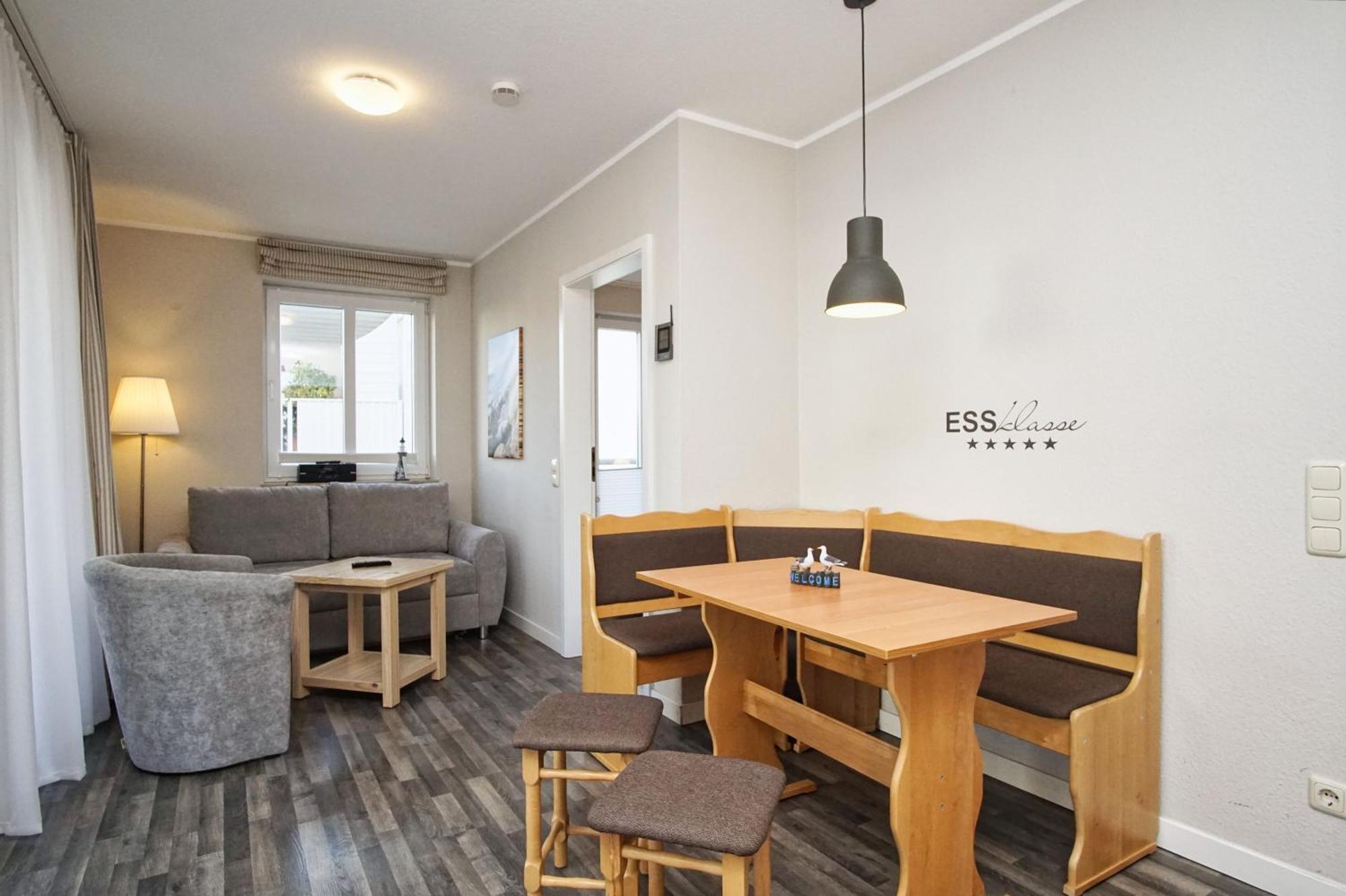 Zentrale Fewo Mit Balkon, Gratis Nutzung Vom Ahoi Erlebnisbad Und Sauna In Sellin - Villa Buskam Fewo 27 Гёрен Экстерьер фото