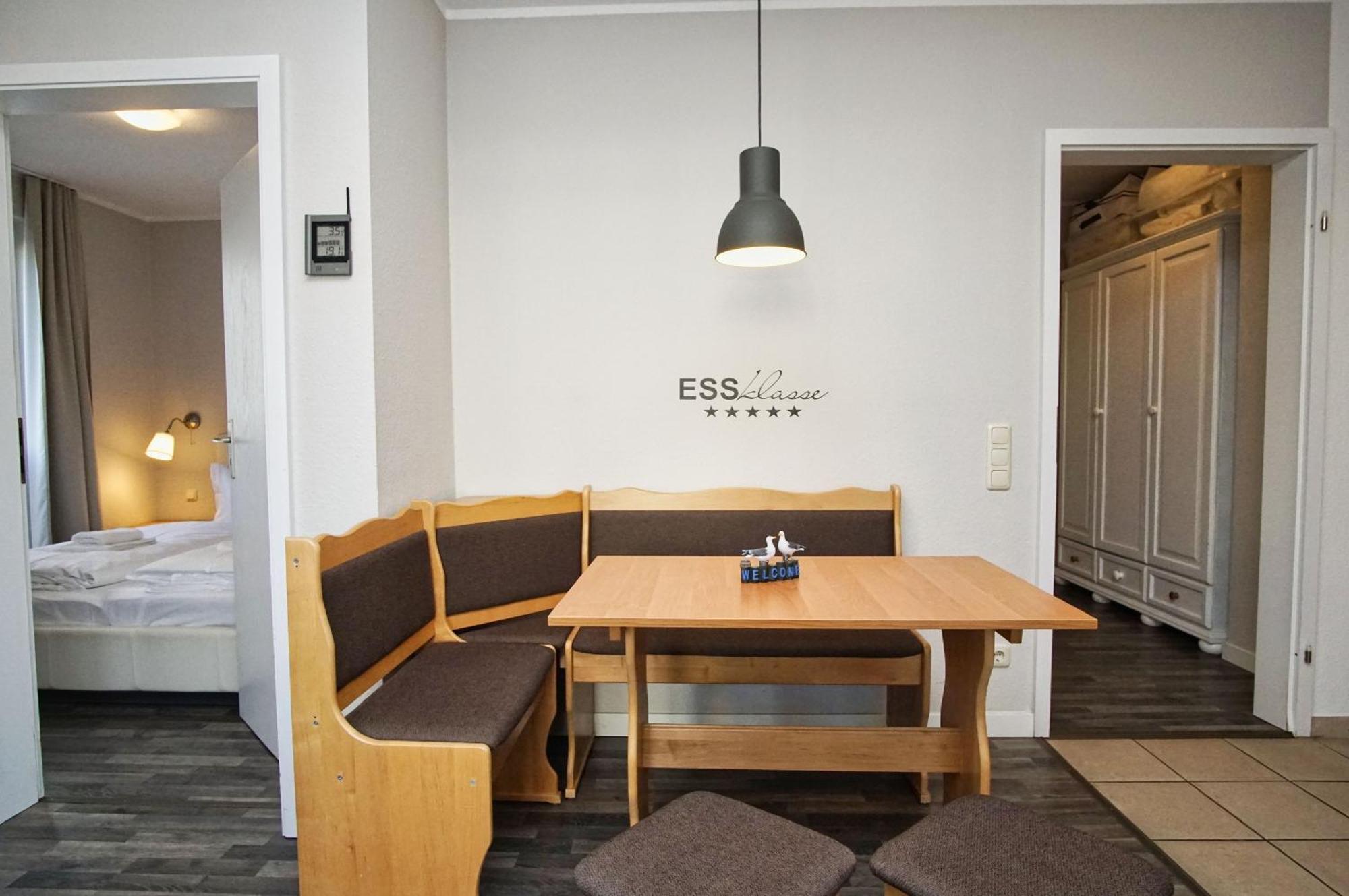 Zentrale Fewo Mit Balkon, Gratis Nutzung Vom Ahoi Erlebnisbad Und Sauna In Sellin - Villa Buskam Fewo 27 Гёрен Экстерьер фото
