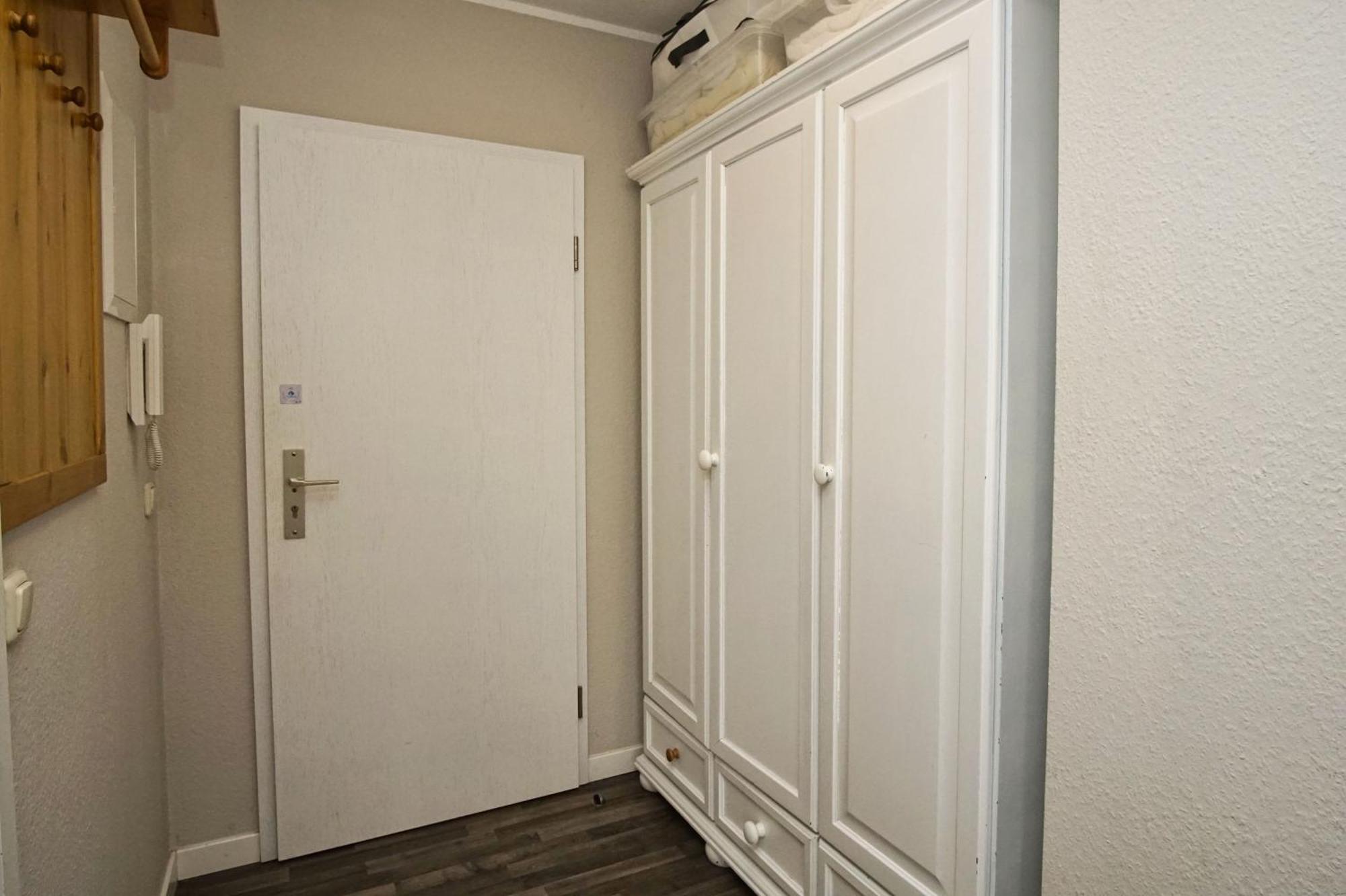 Zentrale Fewo Mit Balkon, Gratis Nutzung Vom Ahoi Erlebnisbad Und Sauna In Sellin - Villa Buskam Fewo 27 Гёрен Экстерьер фото